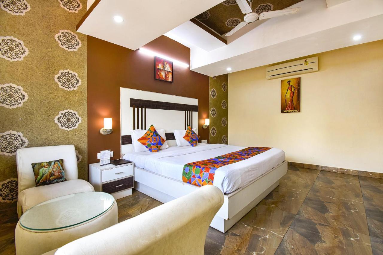 FabHotel Absolute Comfort - Fully Vaccinated Staff Chandīgarh Esterno foto