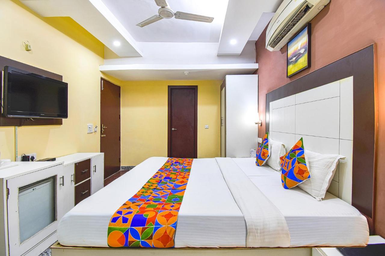 FabHotel Absolute Comfort - Fully Vaccinated Staff Chandīgarh Esterno foto