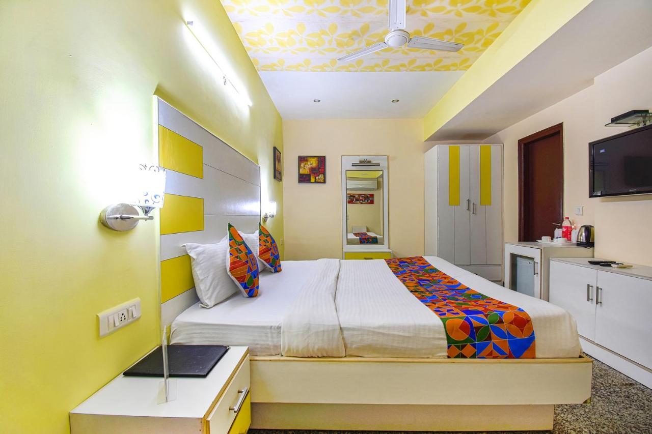 FabHotel Absolute Comfort - Fully Vaccinated Staff Chandīgarh Esterno foto