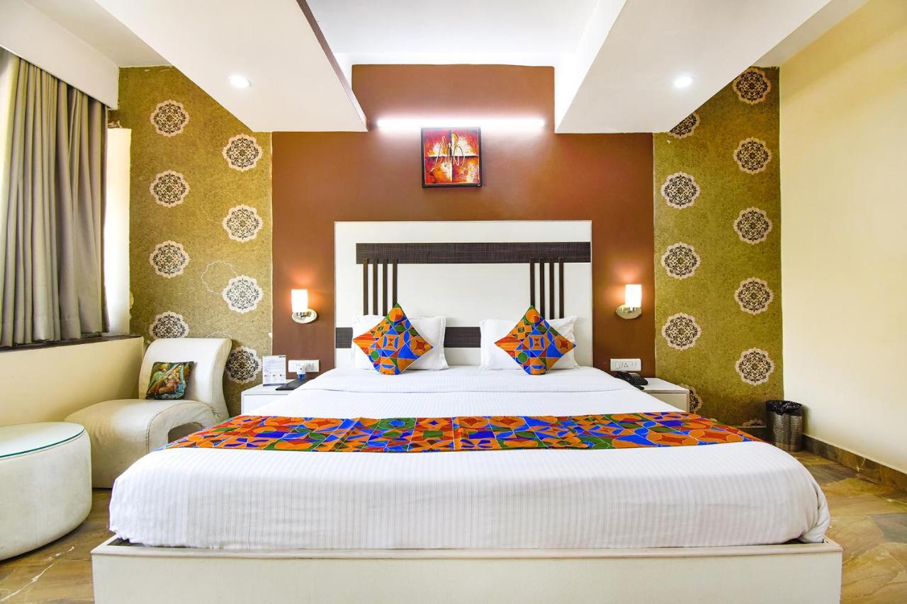 FabHotel Absolute Comfort - Fully Vaccinated Staff Chandīgarh Esterno foto