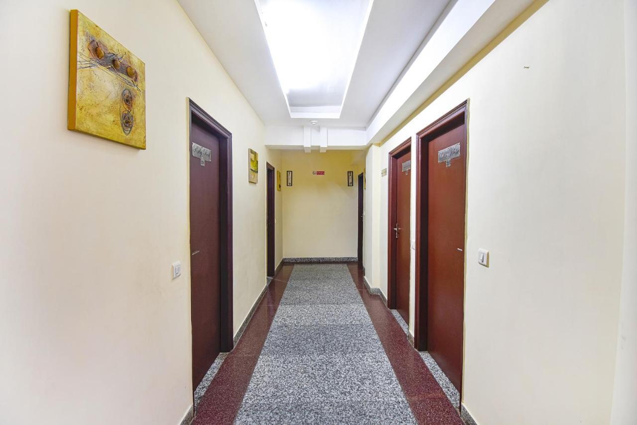 FabHotel Absolute Comfort - Fully Vaccinated Staff Chandīgarh Esterno foto